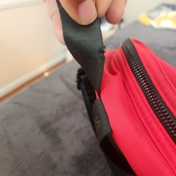 Red And Black STEVE MADDEN BACKPACK Small - Picture 6 of 7